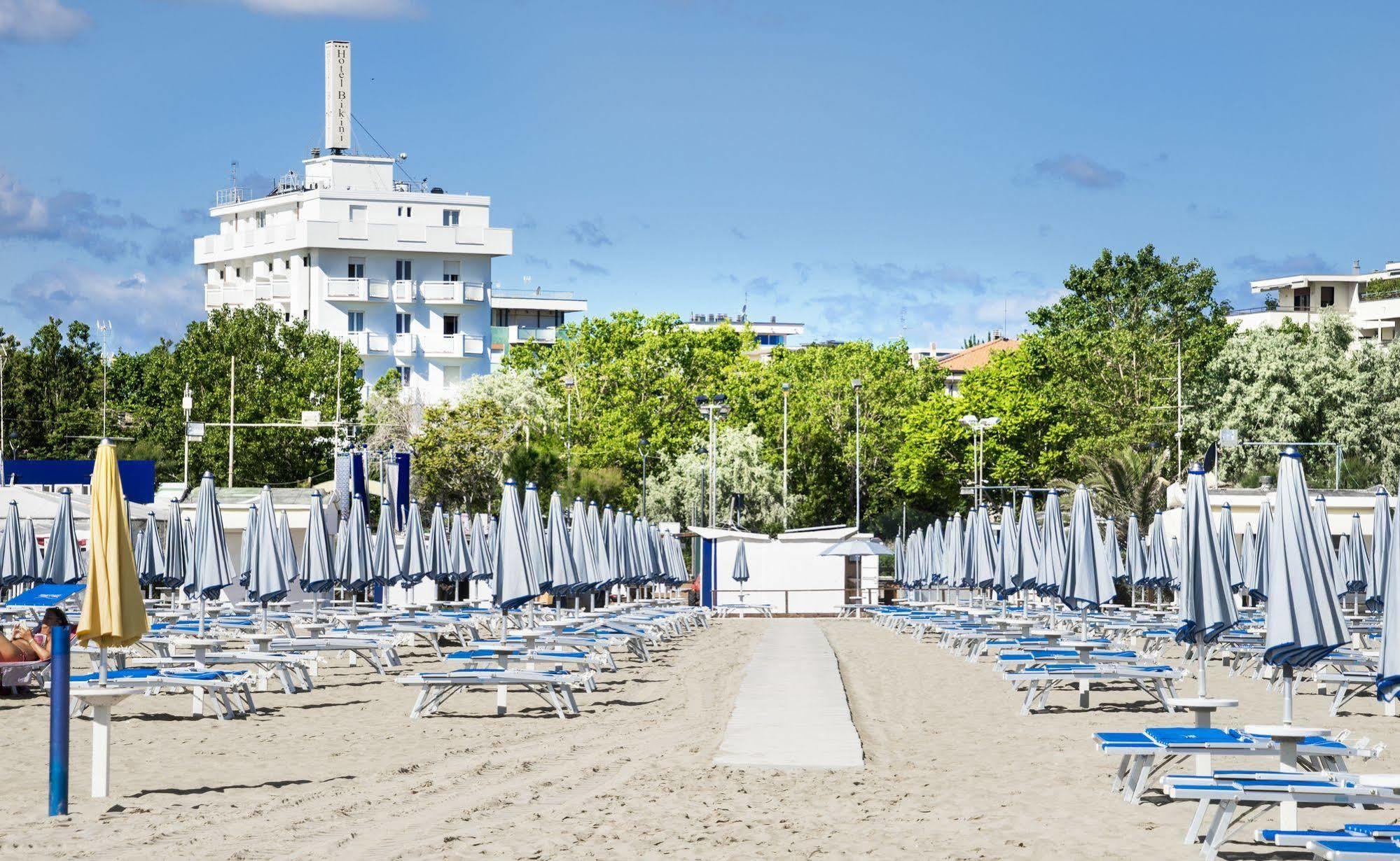Hotel Bikini Rimini Bagian luar foto