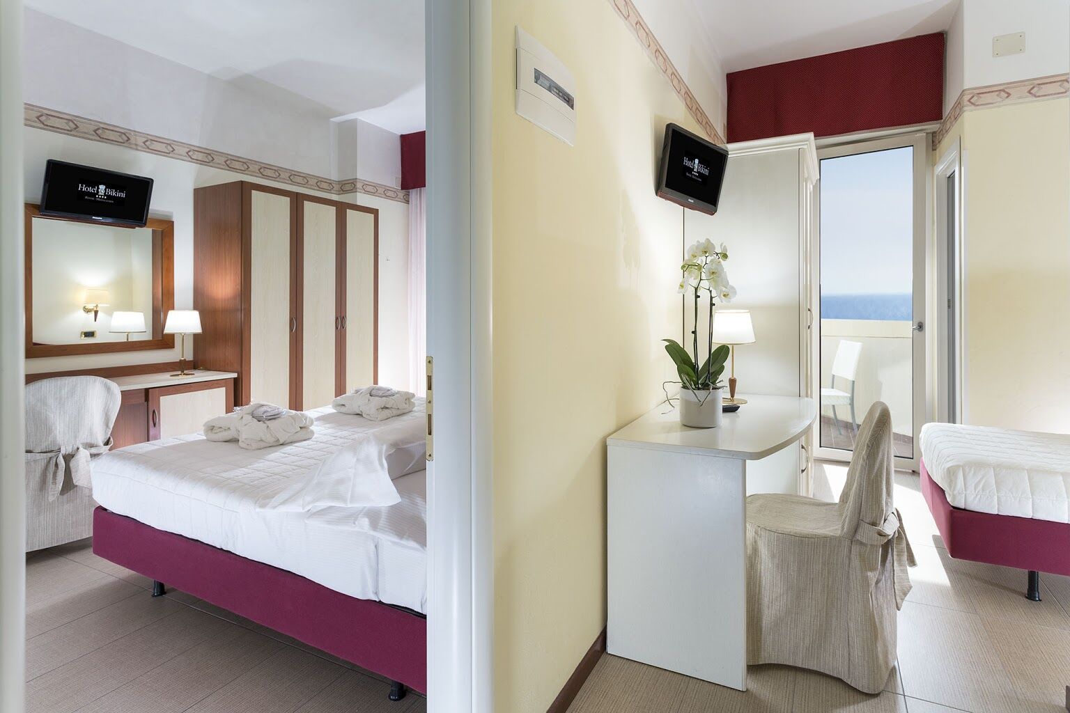 Hotel Bikini Rimini Bagian luar foto